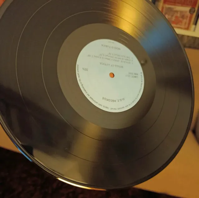 Wings of África - Music o tunya . vinilo