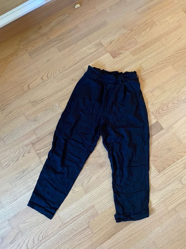 Pantalones pinza de Bershka