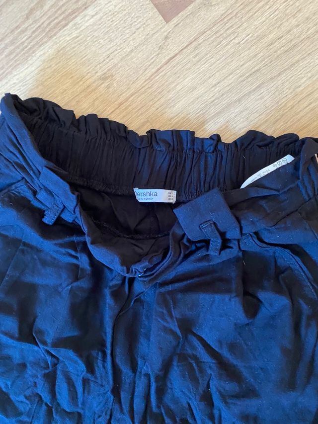 Pantalones pinza de Bershka