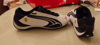 Zapatillas Puma Ferrari 43 de segunda mano por 50 EUR en Granada en WALLAPOP