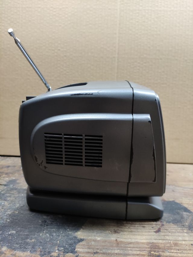 Televisor 8' retro portátil