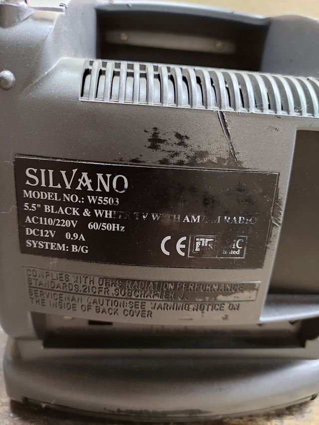 Televisor 8' retro portátil