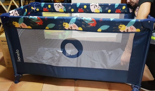 Parco. Culla infantile marca Lionelo