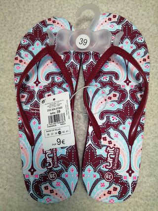 Chanclas del corte inglés sin estrenar de segunda mano por 3 EUR en Molina  de Segura en WALLAPOP