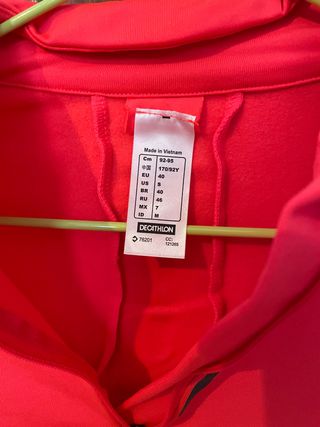 Sudadera running mujer decathlon de segunda mano por 5 EUR en Sevilla en  WALLAPOP