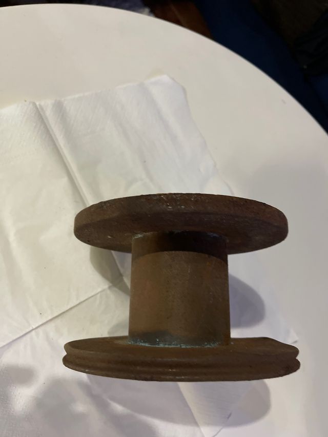 Husillo antiguo de madera y hierro Chicago OFERTA