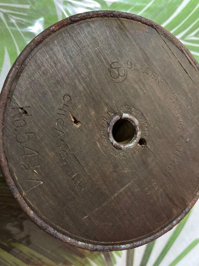 Husillo antiguo de madera y hierro Chicago OFERTA