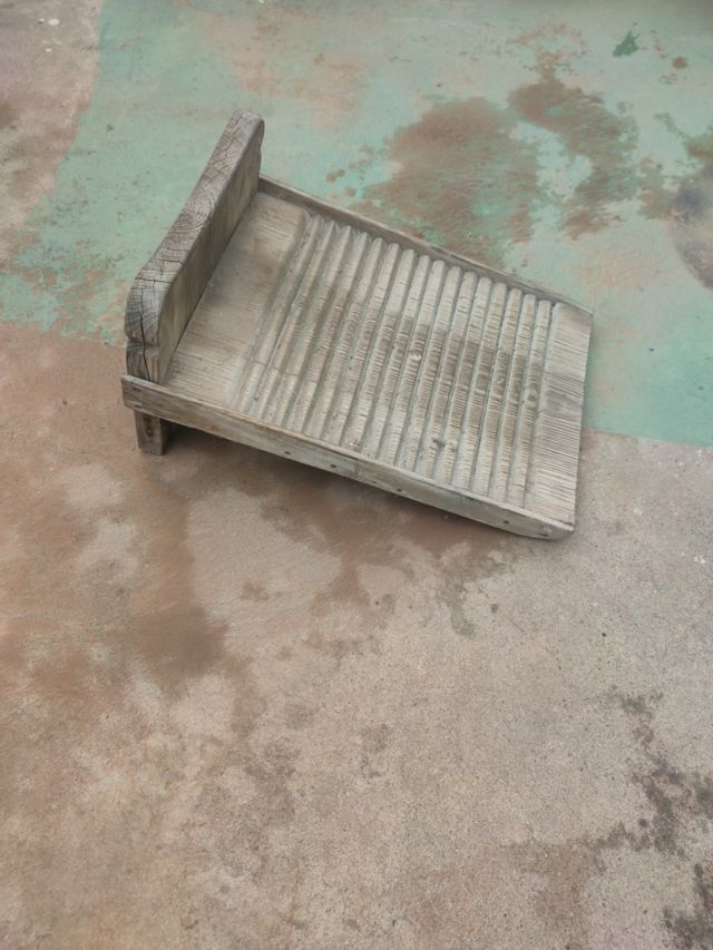 pila de lavar de madera