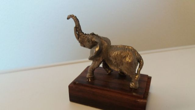 04 statuine in peltro