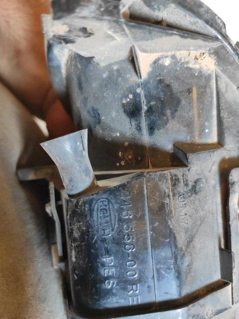 34 FARO ANTINIEBLA DERECHO A6 2.5 TDI V6 155CV 02