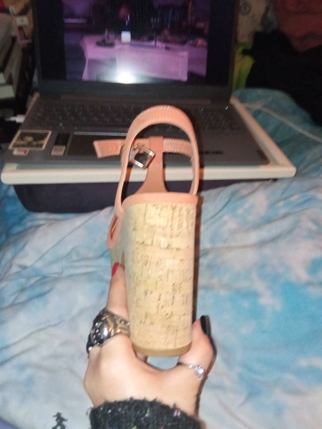 Sandalias tacón y plataforma Stradivarius