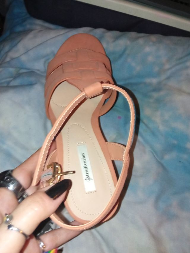 Sandalias tacón y plataforma Stradivarius