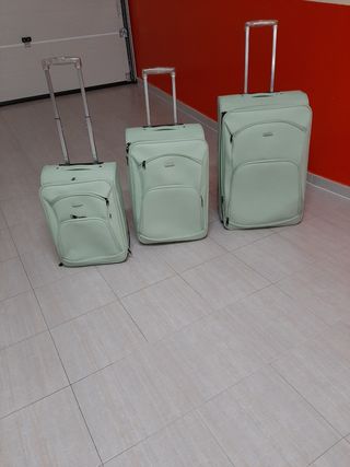 Maletas de segunda mano por 80 EUR en Illescas en WALLAPOP