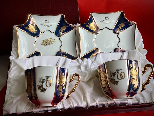 TAZAS PORCELANA NUEVAS 25 ANIVERSARIO BODAS