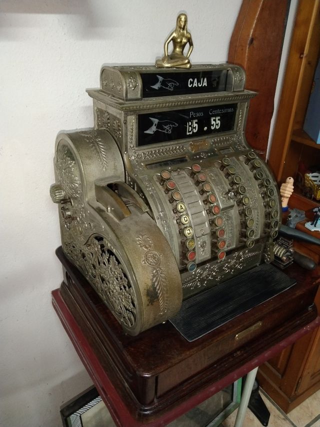 Máquina registradora principios de siglo XX.