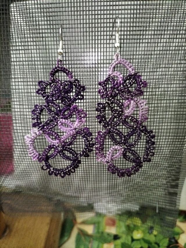 orecchino sfumato viola