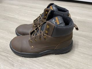 BOTAS DE SEGURIDAD GARMARYGA de segunda mano por 47 EUR en Zafra en WALLAPOP