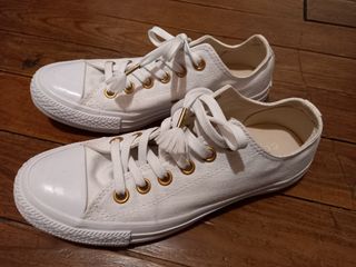 Converse All star blancas talla 37 de segunda mano por 25 EUR en Puerto del  Rosario en WALLAPOP