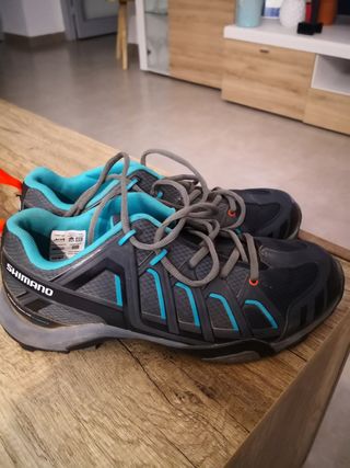 Zapatillas MTB Shimano de segunda mano por 40 EUR en Montblanc en WALLAPOP