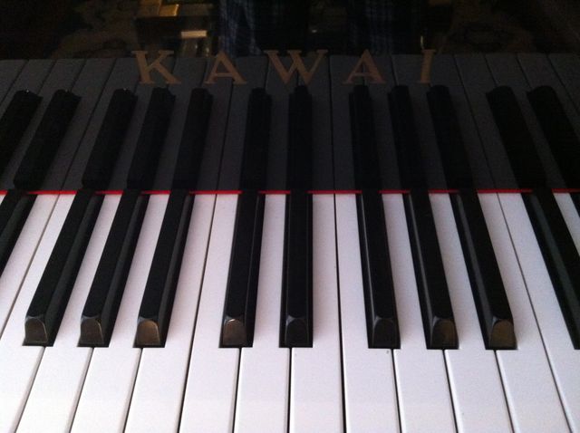 Piano KAWAI US65