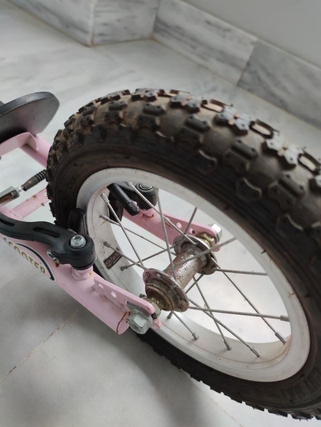 patinete cross. Se envía por Correos sin problema