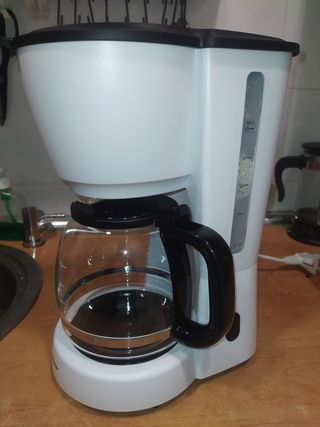 Cafetera electrica de segunda mano por 10 EUR en Estepona en WALLAPOP
