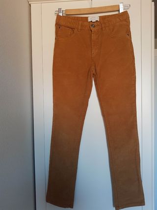 PANTALÓN PANA niño El Corte Inglés de segunda mano por 6 EUR en Oviedo en  WALLAPOP