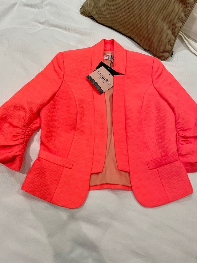 Blazer color flúor Armario Lulú con etiqueta