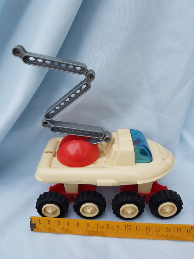 Juguete espacial vintage