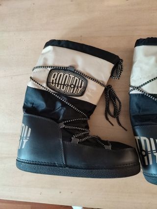 Descansos esquí. botas para nieve 41-43 de segunda mano por 15 EUR en  Castelldefels en WALLAPOP