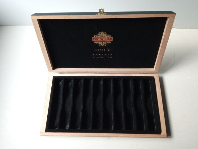 caja de puro vacia CONDEGA