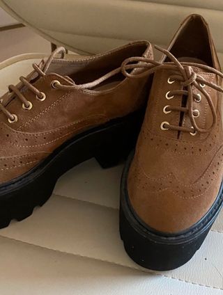 Zapatos plataforma Pull\u0026amp;Bear de segunda mano por 29 EUR en León en  WALLAPOP