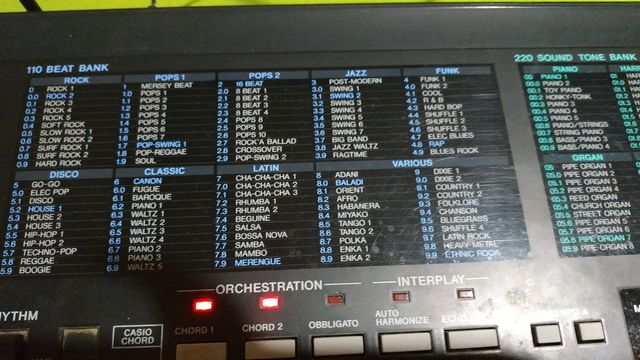 Teclado Casio MT 750