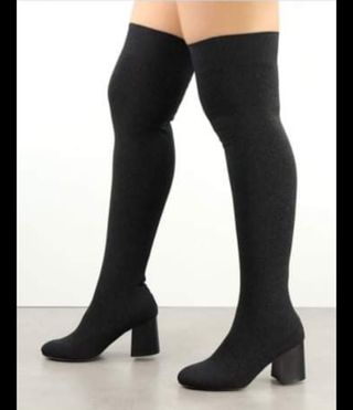 Botas altas tipo calcetin de segunda mano por 25 EUR en Almería en WALLAPOP