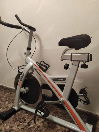 Bicicleta spinning de segunda mano por 110 EUR en Valencia en WALLAPOP