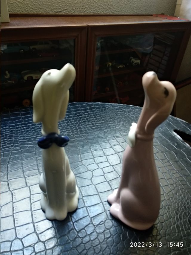 Pareja de Perros de porcelana