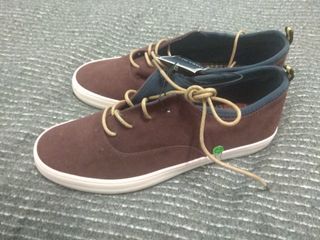 Zapatos sfera hombre marrones burdeos de segunda mano por 12 EUR en Madrid  en WALLAPOP