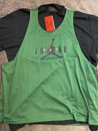Camiseta Jordan x off white top green\\/black de segunda mano por 130 EUR en  Nuestra Señora de Jesus en WALLAPOP