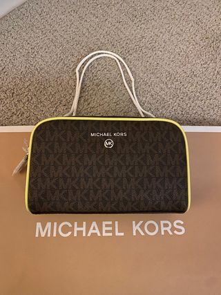 Neceser Michael Kors de segunda mano por 89 EUR en Valencia en WALLAPOP