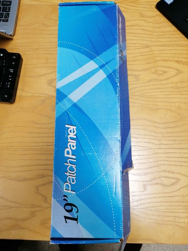 Pannello patch Cat.5E a 24 porte