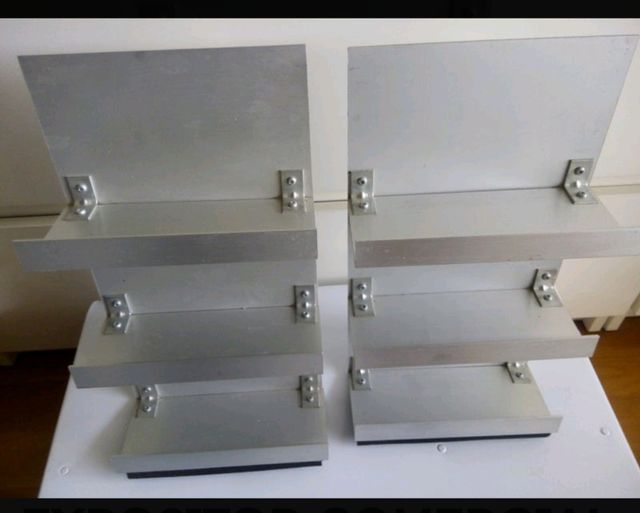 EXPOSITOR COMERCIAL DE SOBREMESA. ALUMINIO