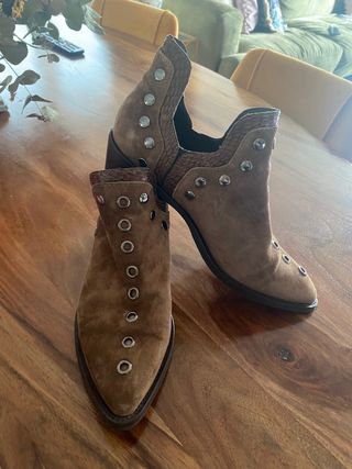 Botines Alpe de segunda mano en Madrid en WALLAPOP