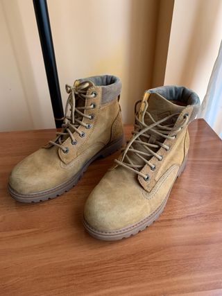 Botas piel para hombre 43 de segunda mano por 35 EUR en Maliaño en WALLAPOP