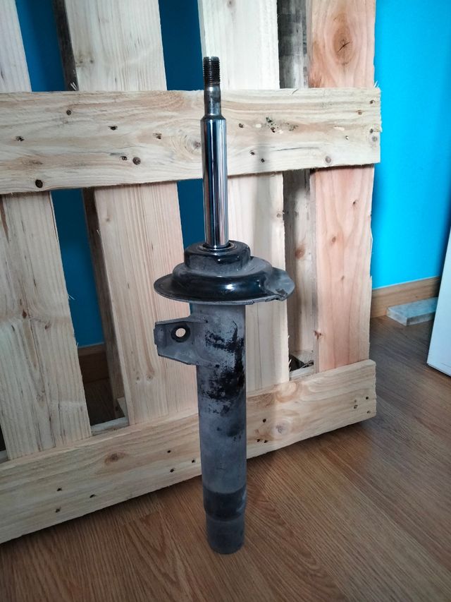 Amortiguador delantero izqdo BMW e46