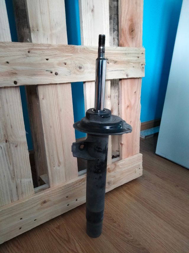Amortiguador delantero izqdo BMW e46