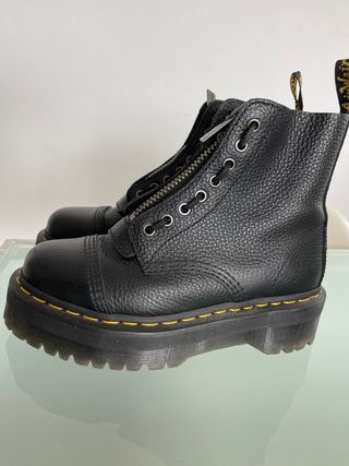 Dr Martens Sinclair de segunda mano por 150 EUR en Sant Cugat del Vallès en  WALLAPOP