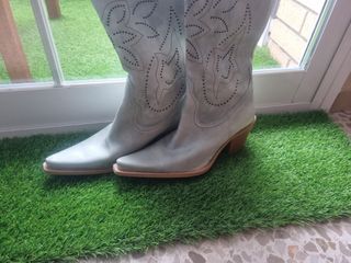 Botas camperas num 41, usadas 2 veces de segunda mano por 15 EUR en  Ripollet en WALLAPOP