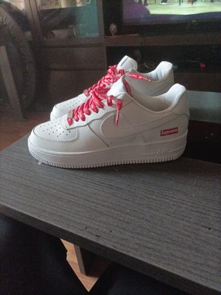 Nike air force 1 por supreme de segunda mano por 150 EUR en Viladecans en  WALLAPOP
