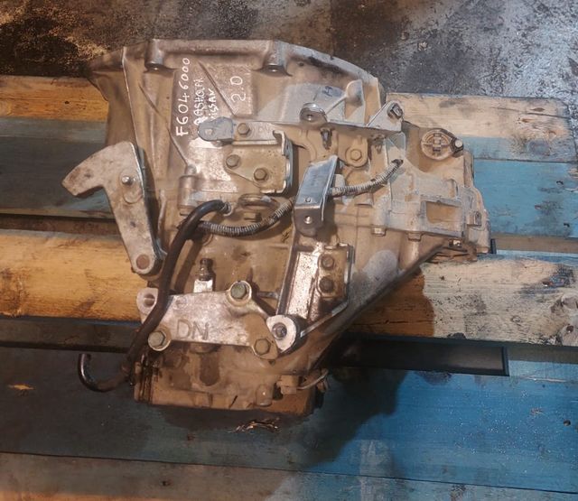 Caja de cambios Nissan Qashkai 2.0 F604600