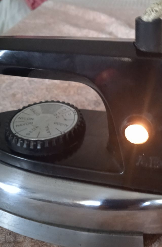 Plancha vintage antigua